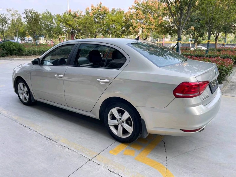 济宁16年大众朗逸6