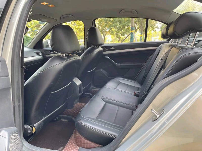 济宁16年大众朗逸7