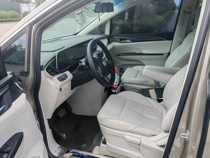 东营23年别克GL89