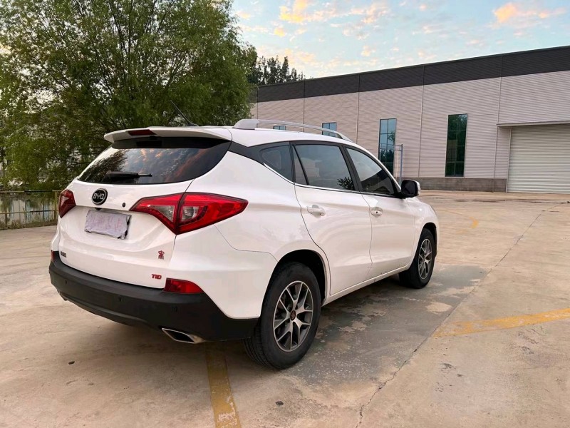 徐州18年比亚迪宋4