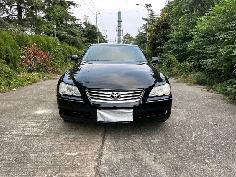 徐州09年丰田锐志1