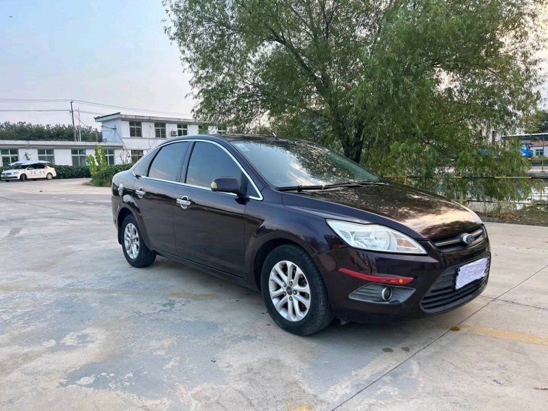 徐州13年福特福克斯3