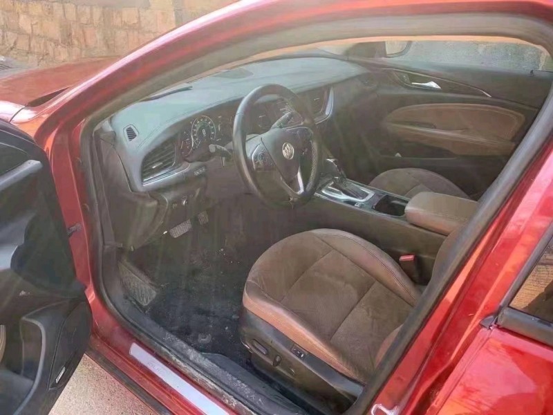 枣庄18年别克君威8