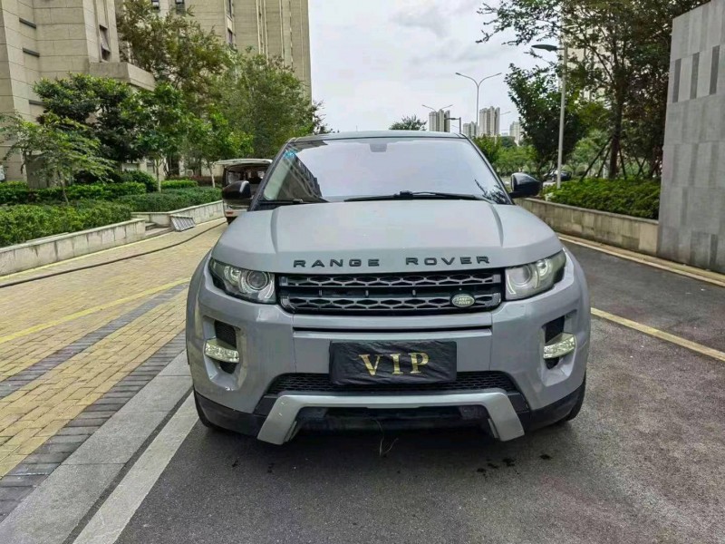 常州14年路虎极光1