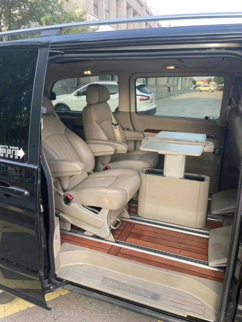 邯郸13年奔驰唯雅诺4