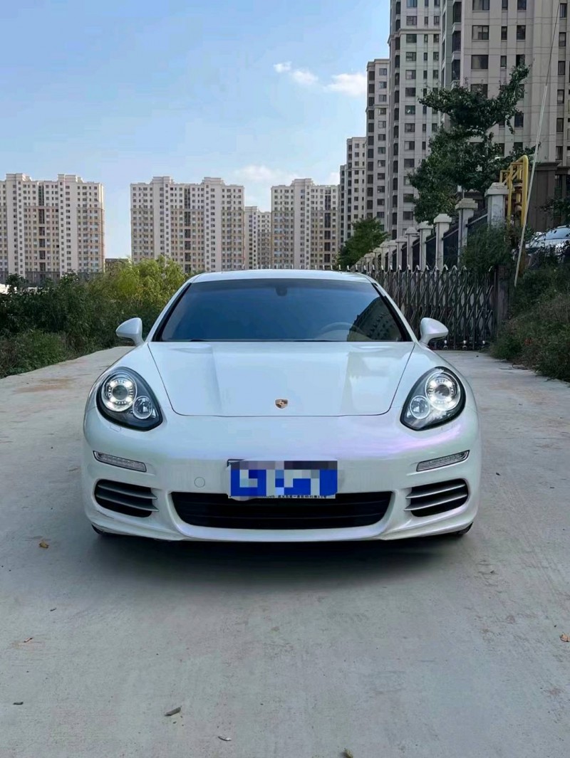 东营15年保时捷帕拉梅拉1