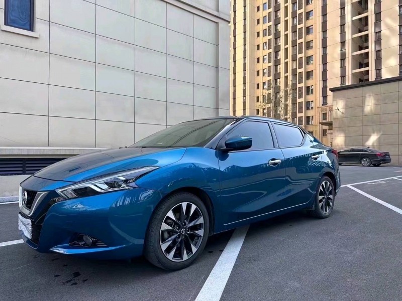 邯郸17年日产蓝鸟3