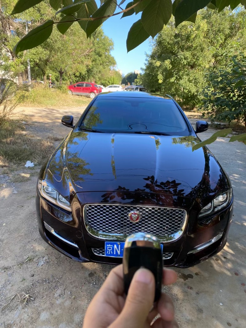济宁17年捷豹XJ1
