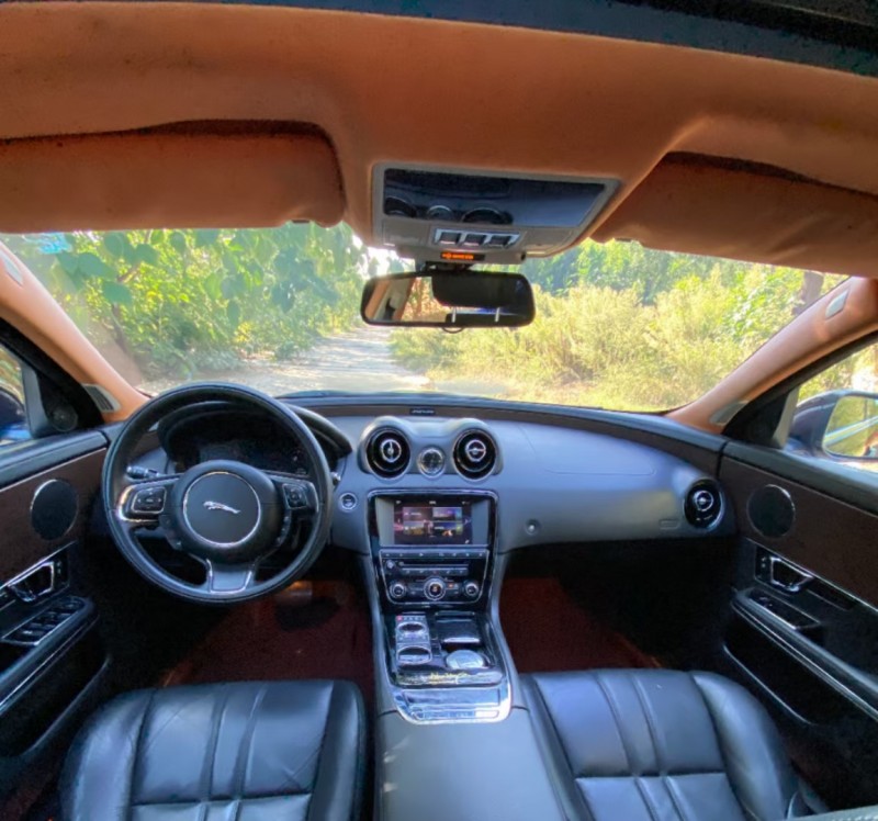 济宁17年捷豹XJ6