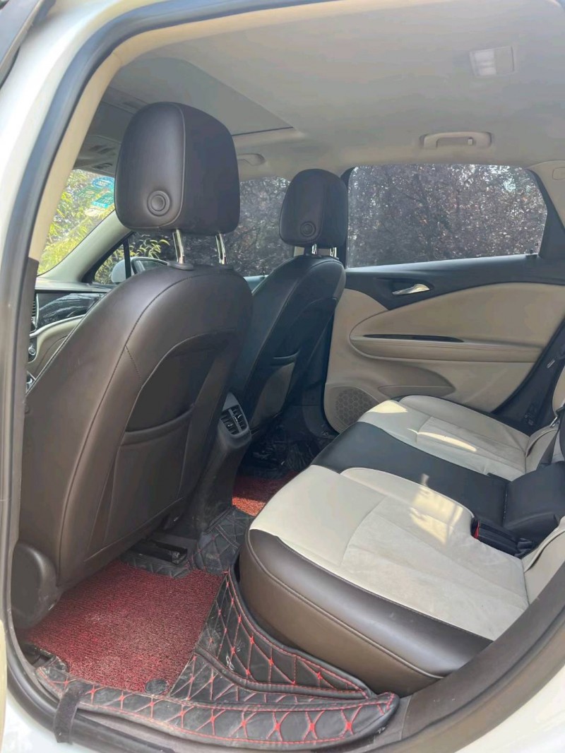 徐州17年别克威朗5