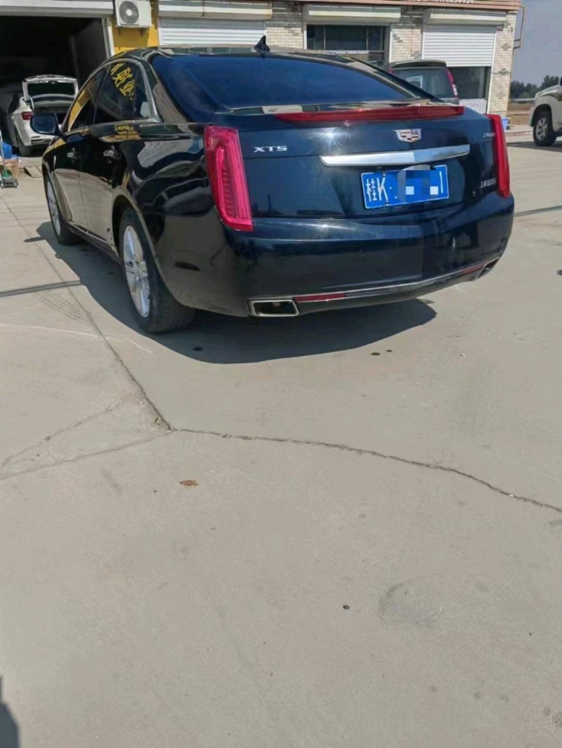 邯郸16年凯迪拉克XTS2