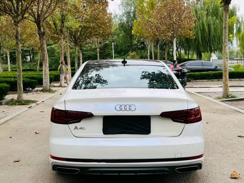 嘉兴19年奥迪A4L7