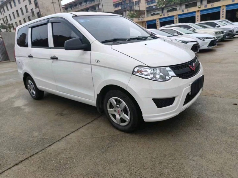 衡陽20年五菱汽車宏光3