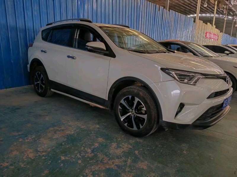 衡阳18年丰田RAV4荣放2