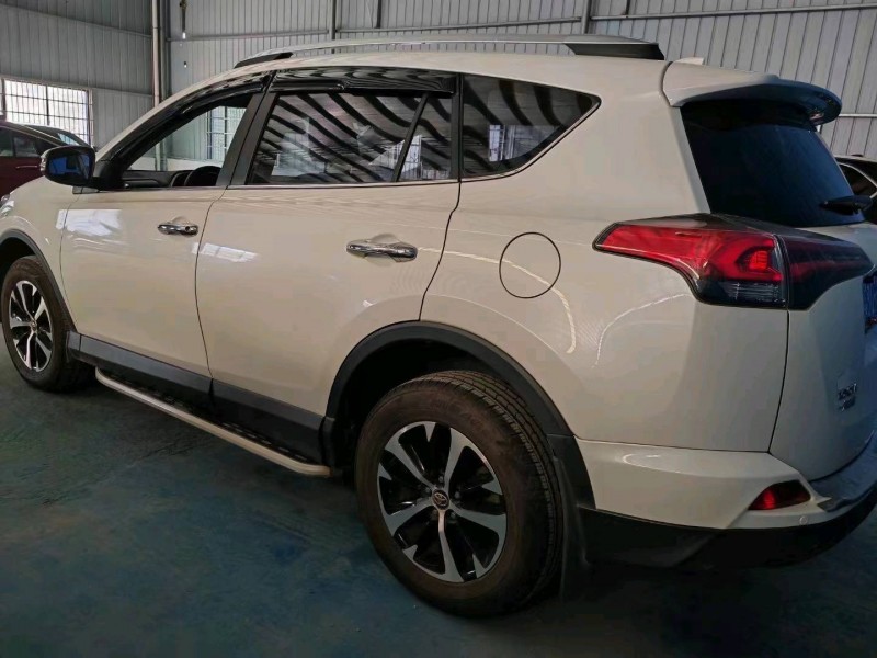 衡阳18年丰田RAV4荣放5