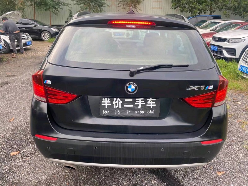 广州12年宝马X17