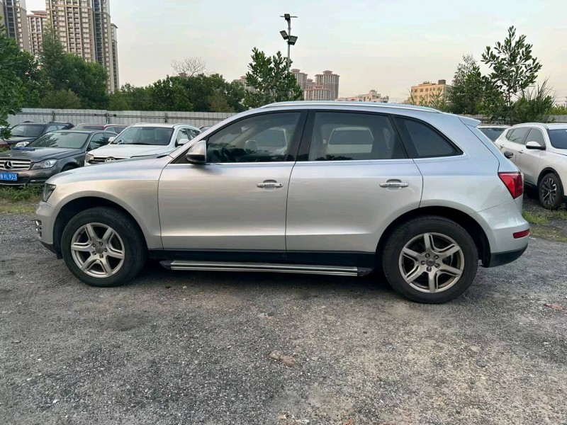 广州10年奥迪Q57