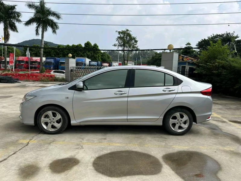 广州17年本田锋范9