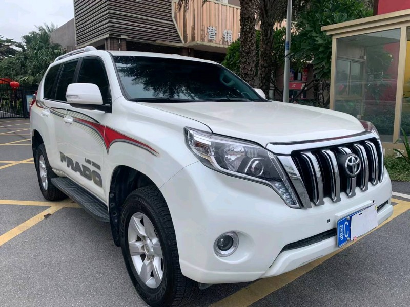 佛山17年丰田普拉多3