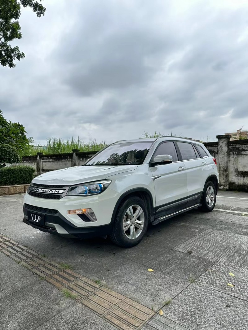 东莞16年长安汽车CS752
