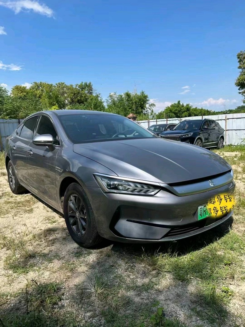 广州23年比亚迪秦2