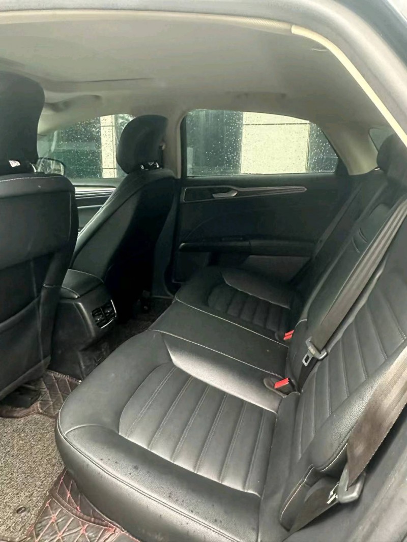 珠海20年福特蒙迪欧7