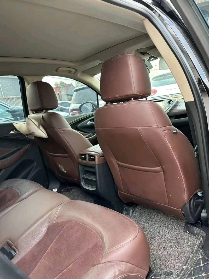 嘉兴18年别克昂科威8