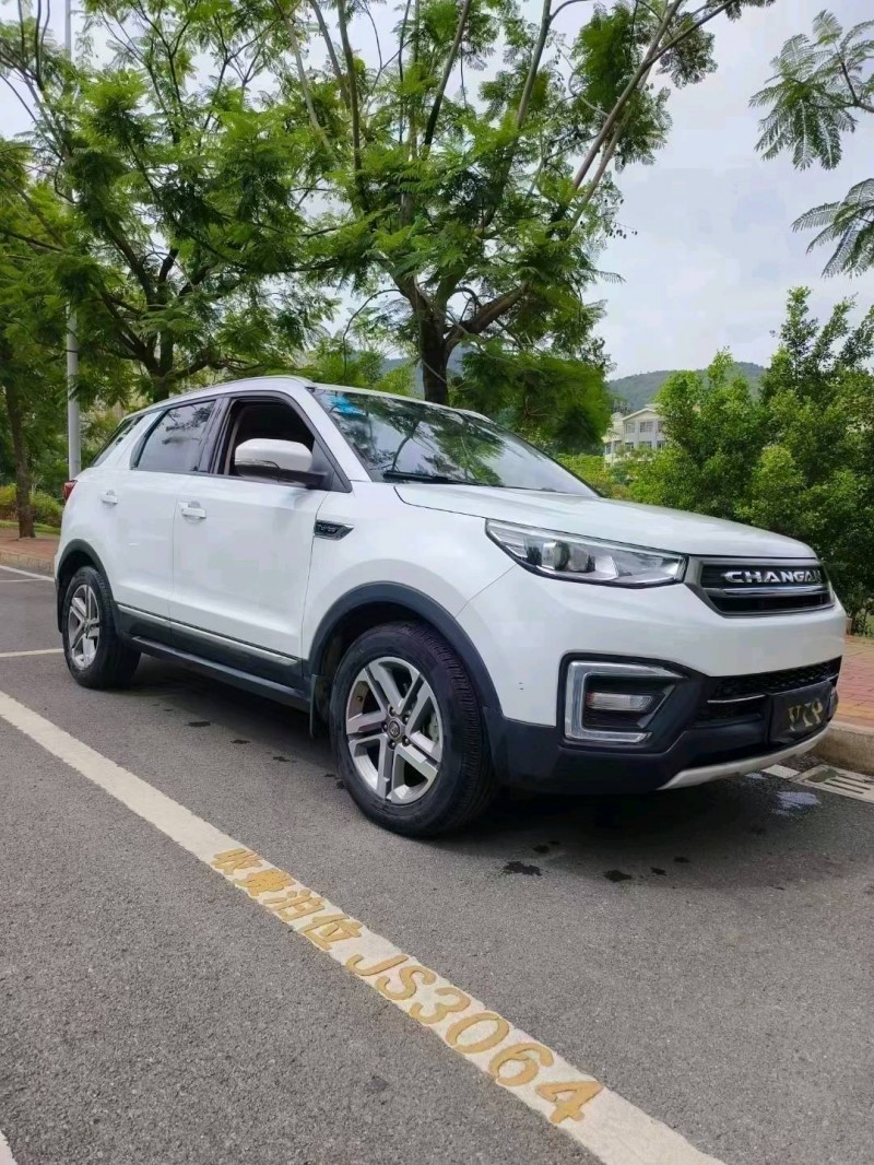 黔西南18年長安汽車CS552