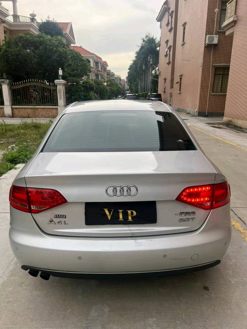东莞12年奥迪A4L9