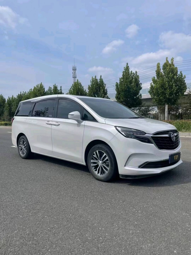 徐州21年别克GL82