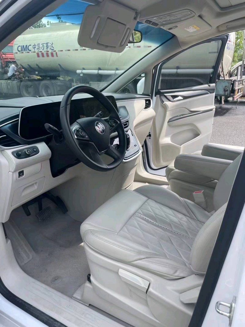 徐州21年别克GL86