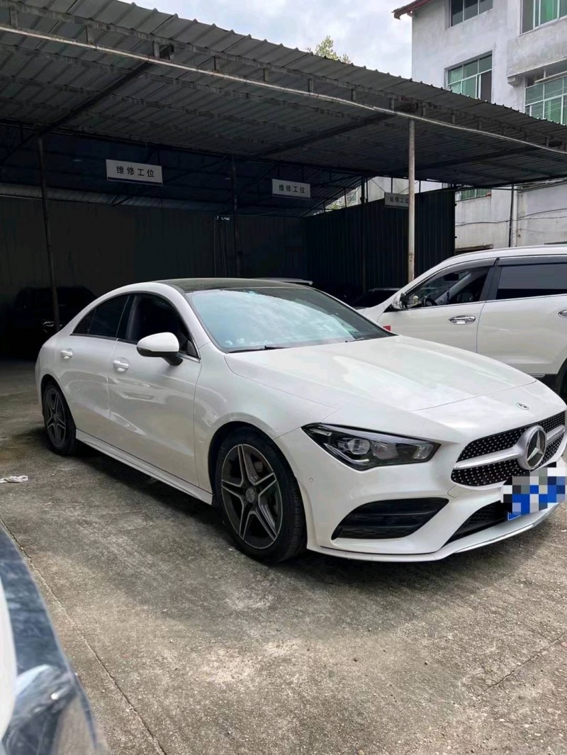 重庆21年奔驰CLA2
