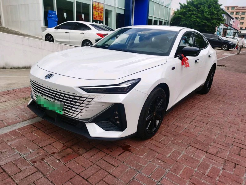东莞23年长安汽车UNI-V2
