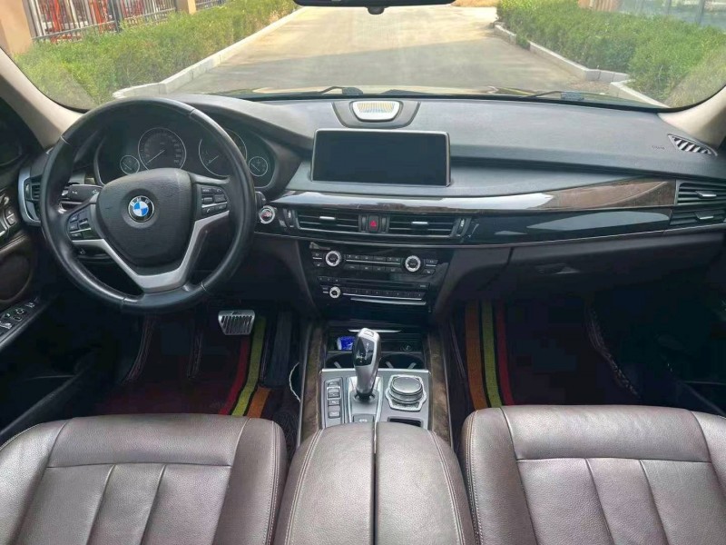 枣庄17年路虎揽胜3