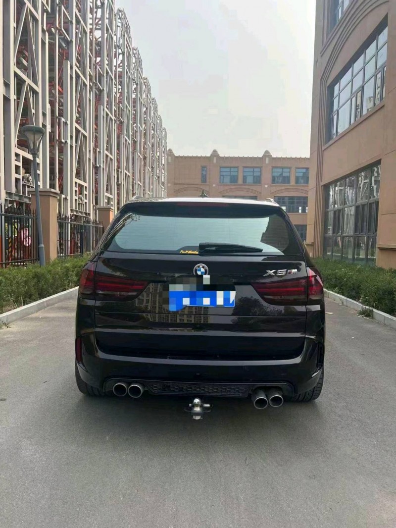 枣庄17年路虎揽胜5