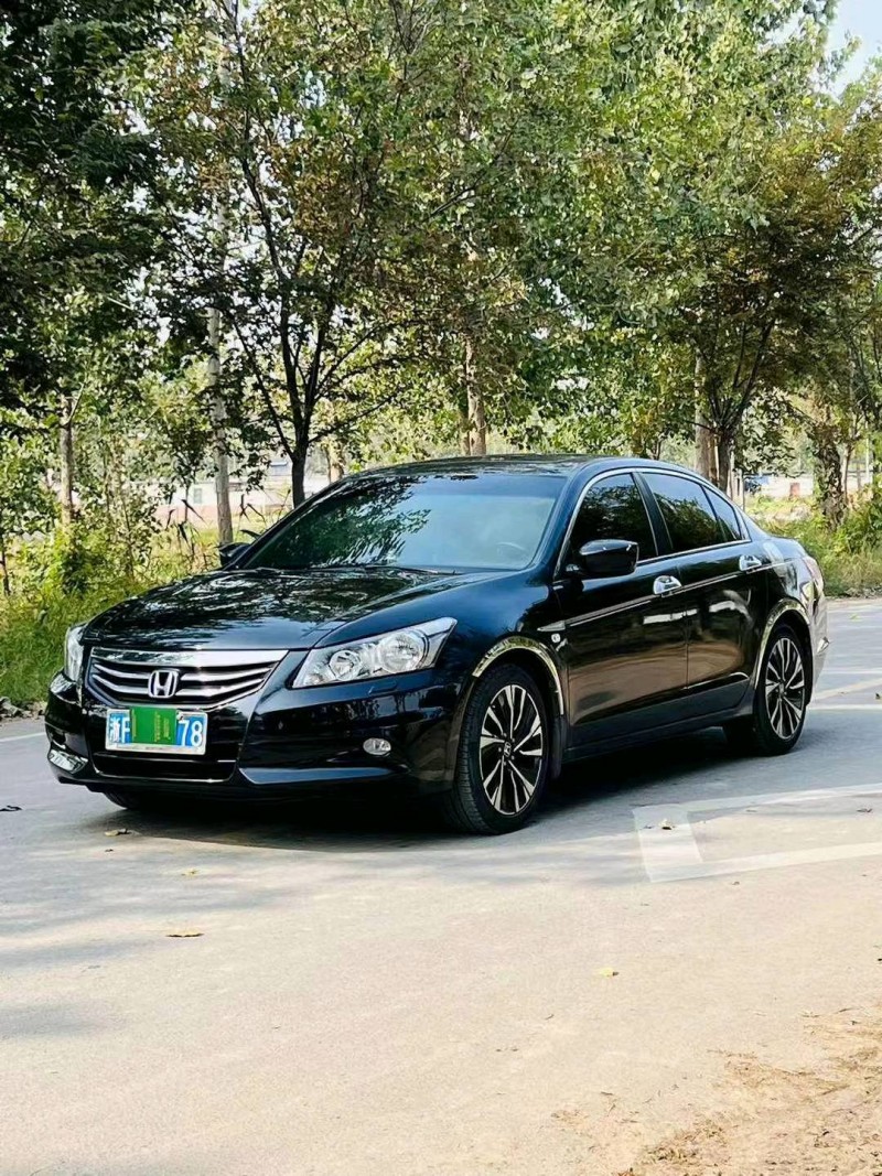 常州12年本田雅阁3