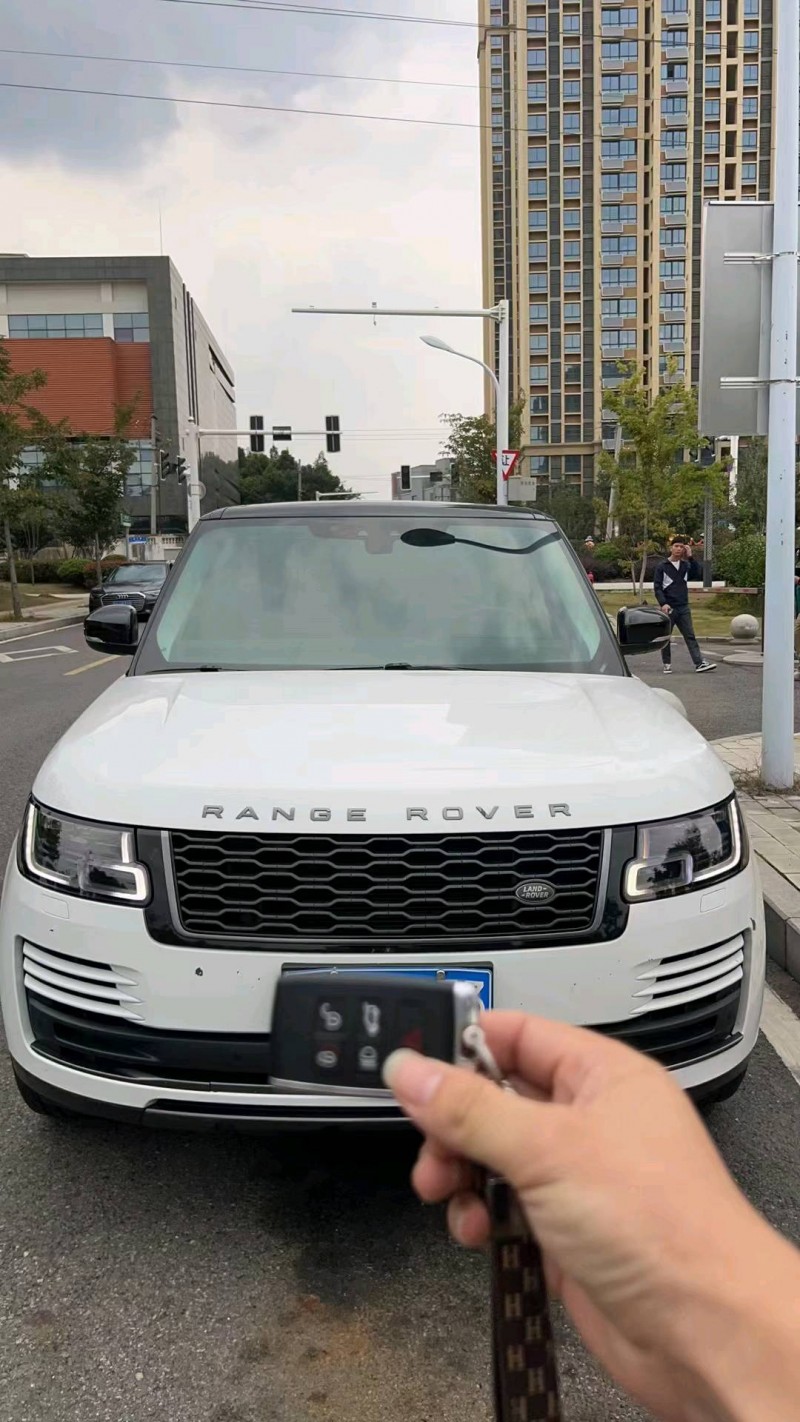 苏州18年路虎揽胜运动1