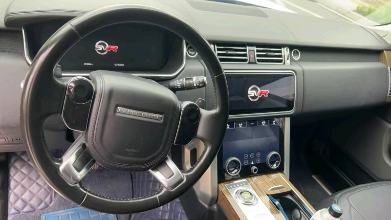 苏州18年路虎揽胜运动2