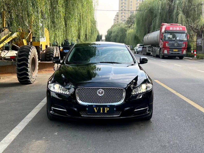 淄博16年捷豹XJL1