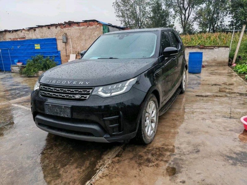 苏州19年路虎发现3