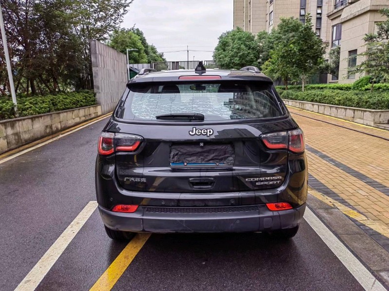 苏州17年Jeep指南者9