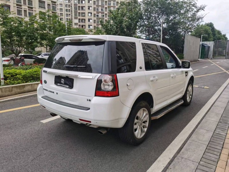 苏州11年路虎神行者8