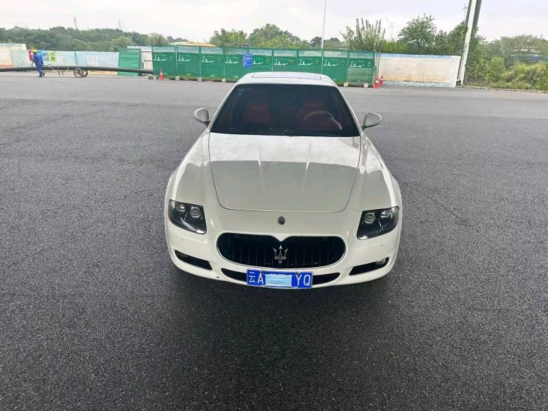 衡阳12年玛莎拉蒂总裁1