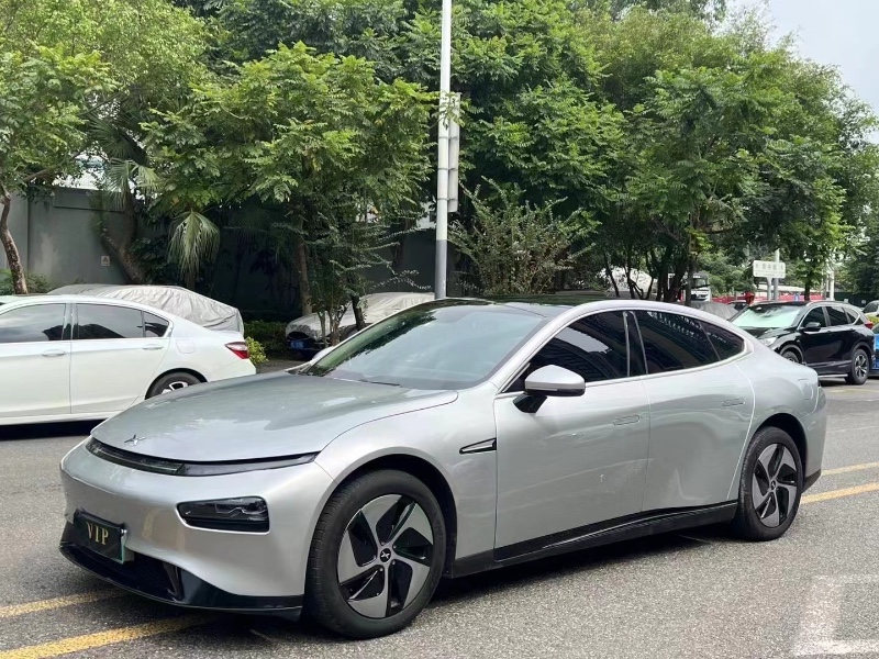 深圳22年小鵬汽車p73