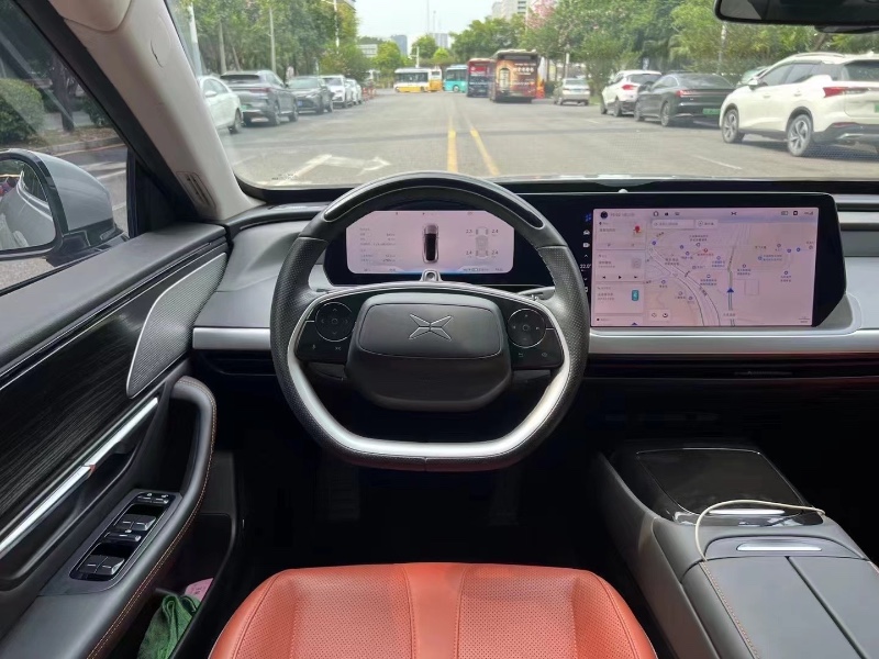 深圳22年小鵬汽車p76
