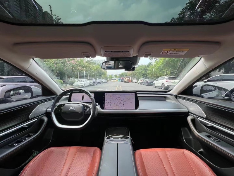 深圳22年小鵬汽車p77