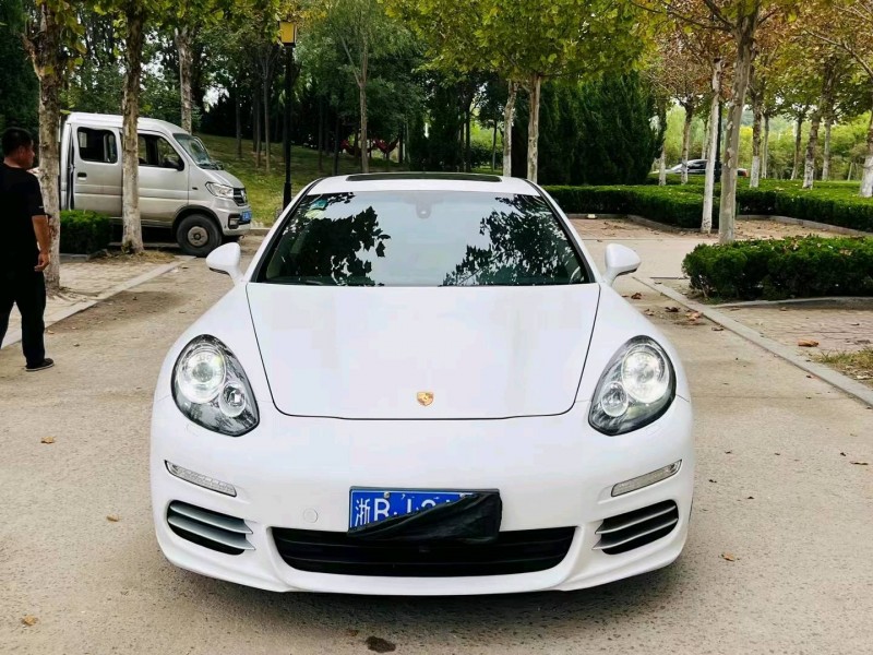 嘉兴14年保时捷帕拉梅拉1