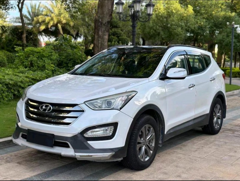 济南15年现代新胜达2