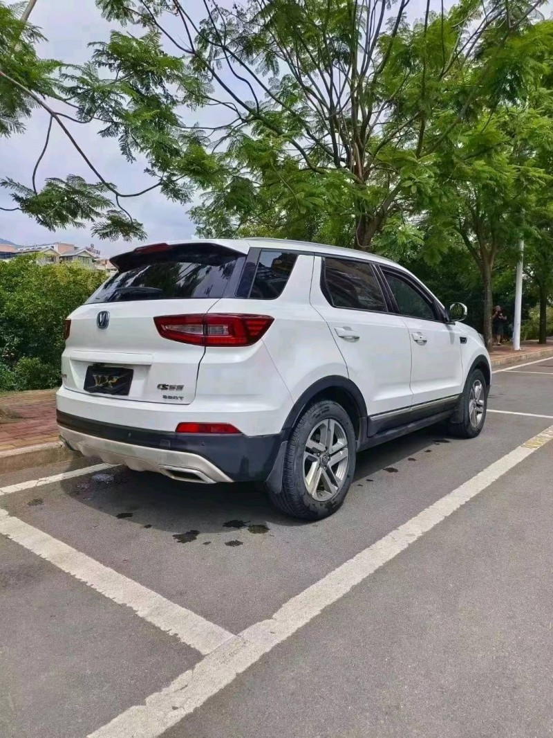枣庄18年长安汽车CS557