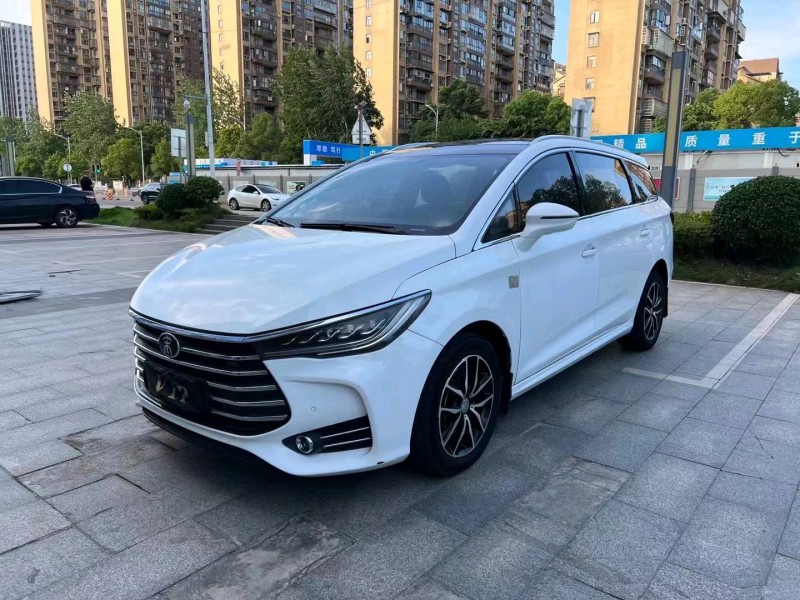 衡阳18年比亚迪宋MAX4